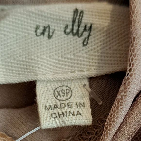 Anthropologie ✨️NWT✨️ 'En Elly' XS Petite Blouse, Light Sand Colour 👚 - Picture 3 of 6